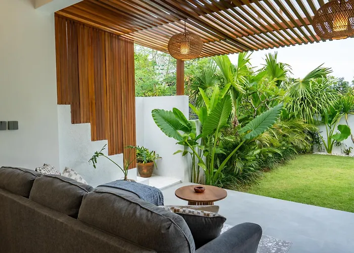 Yuvilla 2br Villa Uluwatu (Bali)