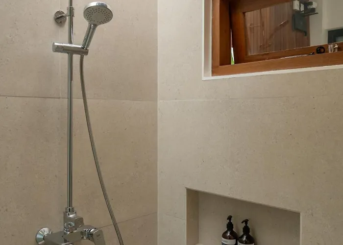 Yuvilla 2br Uluwatu (Bali)